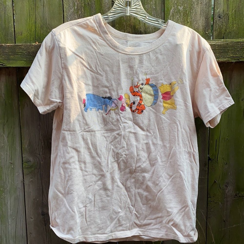 Disney Winnie the Pooh tee sz. M